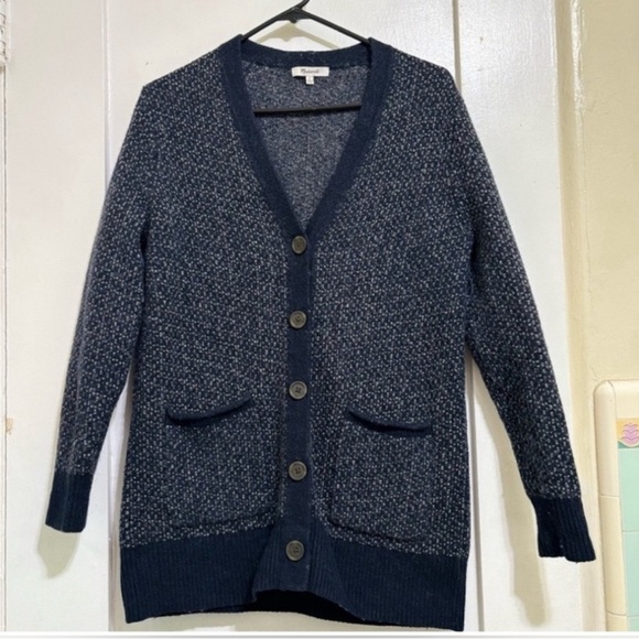 MADEWELL Bird's Eye Maysfield Cardigan wool blend
Sweater size small - Picture 4 of 5